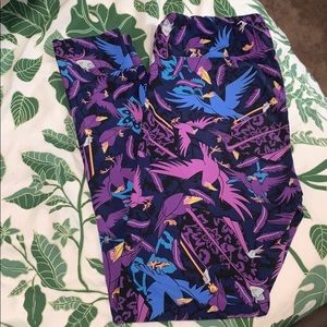 Lularoe disney Snow White leggings